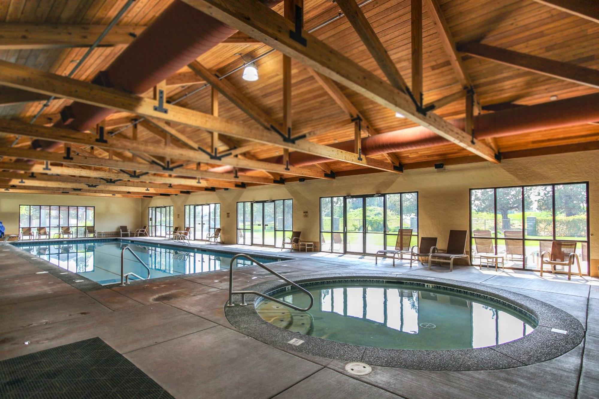 Villa Eagle Crest Elegance à Redmond Extérieur photo