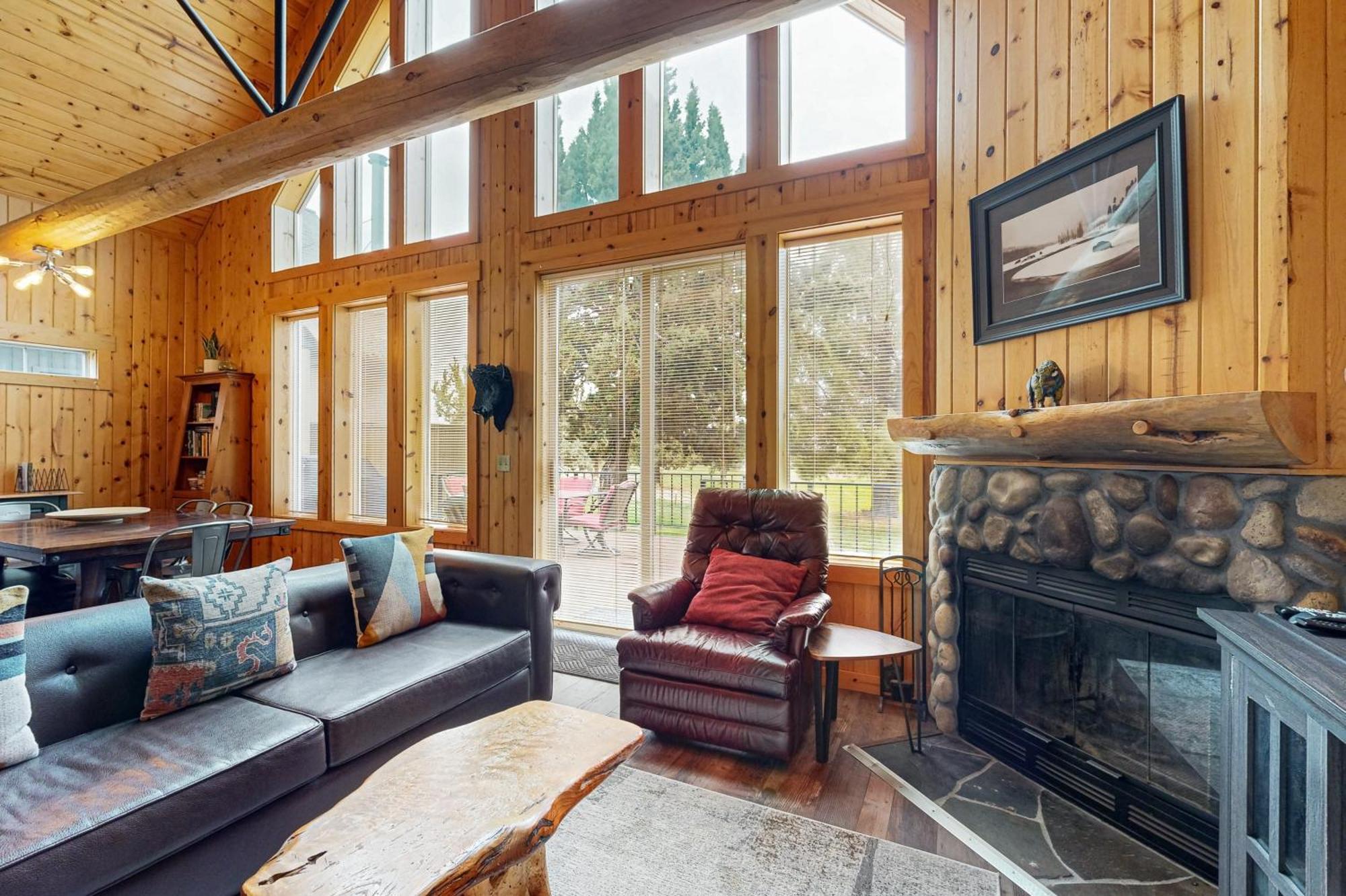 Villa Eagle Crest Elegance à Redmond Extérieur photo